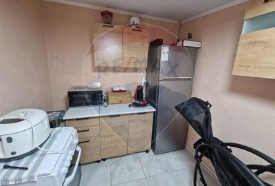 Apartament spatios la curte 2 dormitoare Salonta str. Republicii - 20