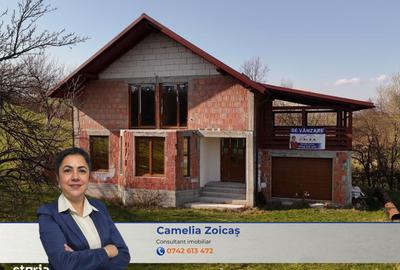 Casă cu 4 camere cu Teren 1200 Mp în Coaș - 2