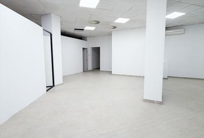 Spațiu comercial, de 150 mp, în Central - 6