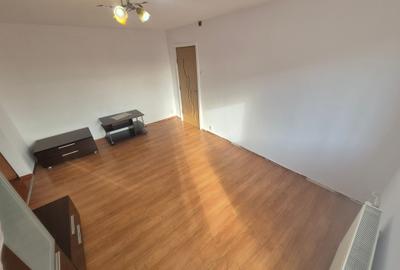 Apartament cu 2 camere decomandat, mobilat în Lipovei - 3