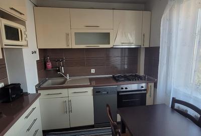 Apartament 3 camere, 2 bai, bucatarie - 9