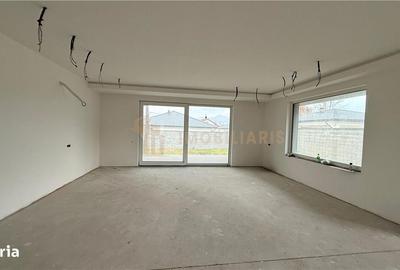 Casă cu 4 camere cu Teren 856 Mp în Central - 3