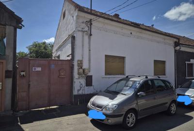 Casă cu 2 camere în Central - 2