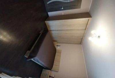 Casă cu 7 camere cu Teren 400 Mp în 23 August - 10