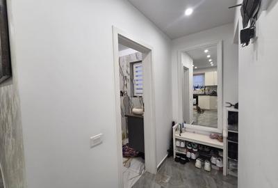 Apartament cu 3 camere semidecomandat în Central - 3