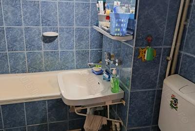 Schimb-vand apartament 4camere Simeria cu o casa Schimb-vand apartament 4camere Simeria cu o casa - 1