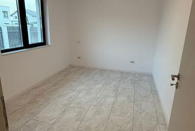 Casă cu 4 camere în Central - 11