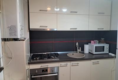 Garsonieră decomandată, mobilată în Pajura - 2