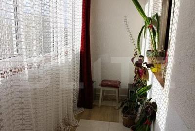 Apartament spa?ios - 4 camere, 2 bai, 2 balcoane, loc de - 5