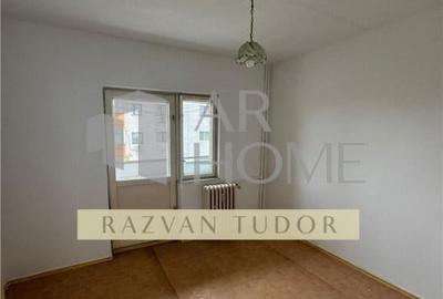 Apartament 3 camere , Pta Mihai Viteazul , zona centrala, Pl - 3