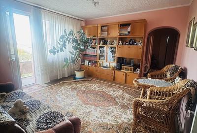 Apartament cu 3 camere decomandat în Central - 2