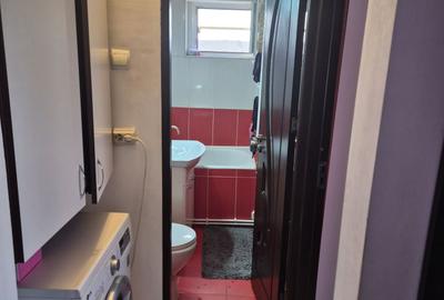 Apartament cu 3 camere semidecomandat în Craiovița Nouă - 3