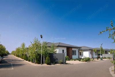 Casă cu 4 camere cu Teren 400 Mp în Tamași - 2