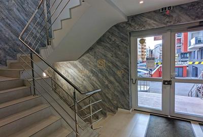 Apartament 2 camere decomandat,curte proprie,metrou Aparatorii Patriei - 16