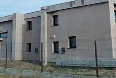 Casă cu 8 camere cu Teren 814 Mp în Săcălaz - 2