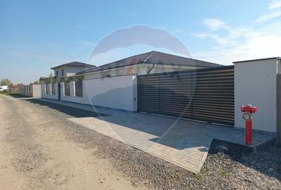 SUPERBA  VILA DE LUX 2022 de vanzare in  ZIMANDCUZ!!!! - 4