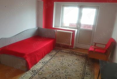 Inchiriez apartament 3 camere - 1