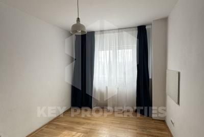 Apartament cu 3 camere semidecomandat, mobilat în Tineretului - 6