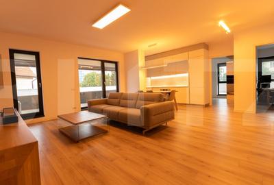 Apartament 3 camere, ISHO - 1