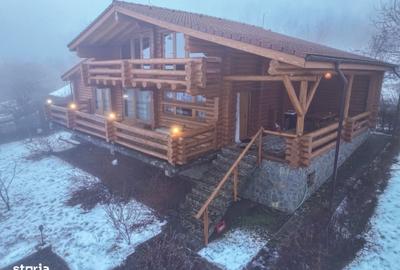 Casă cu 5 camere cu Teren 980 Mp în Central