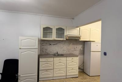 Garsonieră decomandată în Drumul Taberei