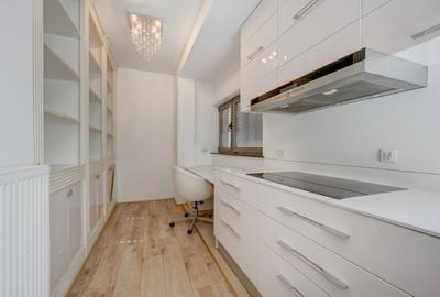 Penthouse cu 3 camere decomandat, mobilat în Ultracentral - 8