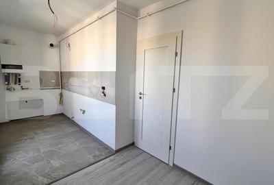 Apartament de 2 camere, 60 mp, cu loc de parcare, zona centrala, km 0 - 9