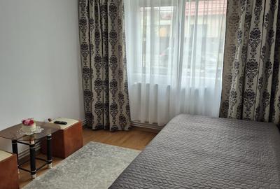 Apartament cu 3 camere decomandat în Între Lacuri - 2