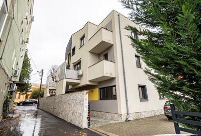 Apartament nou, ultracentral, cu loc de parcare privat | 110.000 € - 5