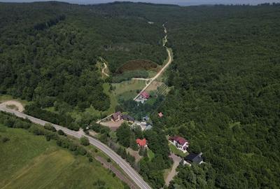 Casă individuală cu 4 camere cu Teren 1300 Mp în Păltinoasa - 2