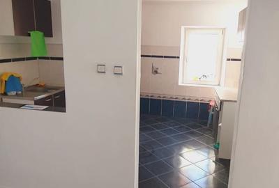 Apartament cu 4 camere decomandat în Exterior Vest - 2