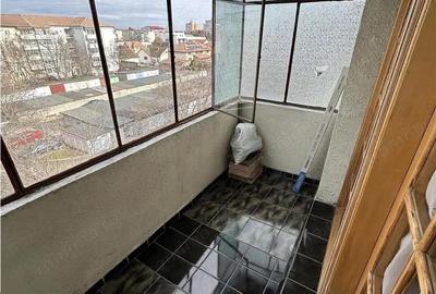 Apartament cu 3 camere decomandat, mobilat în Bucovina - 10