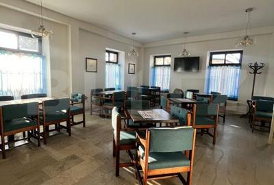 Casă cu 4 camere cu Teren 380 Mp în Central