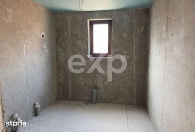 Casă cu 3 camere cu Teren 1446 Mp în Buhoci - 8