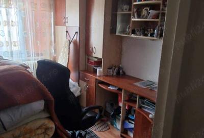 Ap 2 Cam,la cheie,semimobilat,semiutilat,45mp,etaj1,balcon,Centrala termica,termoizolata - 1