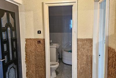 Decomandat, 2 camere, zona Narcisa - 5