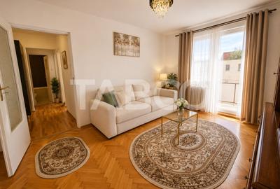Apartament cu 3 camere semidecomandat, mobilat în Mihai Viteazul