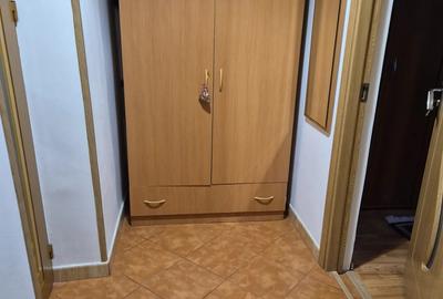 Inchiriez apartament 3 camere - 9