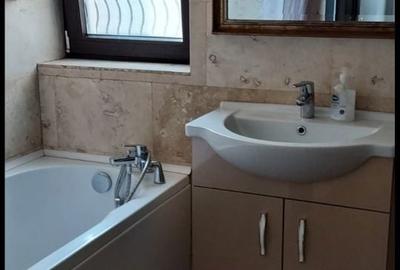 Apartament cu 3 camere decomandat în Iași - 2