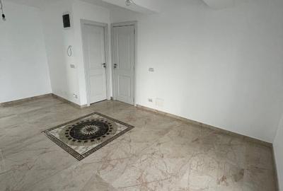 Discount mare, 2 camere lux, gata de mutare, comision 0