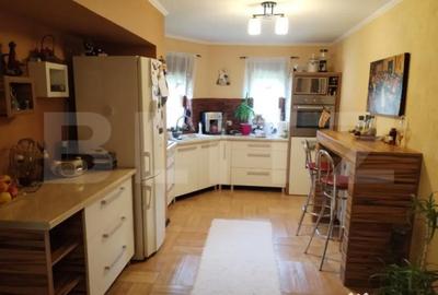 Casă cu 4 camere cu Teren 1241 Mp în Amați - 15