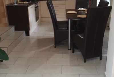 Casă cu 3 camere cu Teren 1100 Mp în Curtici - 2