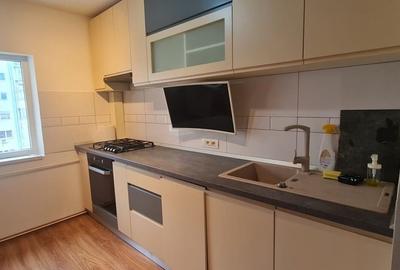 Apartament cu 3 camere decomandat în Muncii - 1