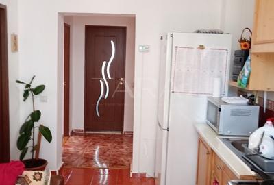 Apartament cu 2 camere semidecomandat, mobilat în Florești - 3