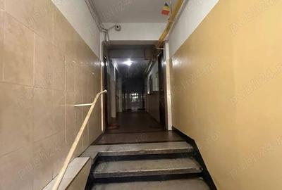 PROPRIETAR - Vand Apartament 2 camere, decomandat, 44 mp ?os. Giurgiului nr 117, sector 4. - 1