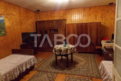 Casa individuala cu 3 camere 2 bai 2 bucatarii in zona Terezian Casa individuala cu 3 camere 2 bai 2 bucatarii in zona Terezian - 9