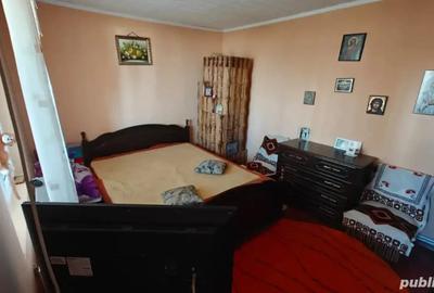 Casă cu 4 camere cu Teren 1000 Mp în Mărăcineni - 1