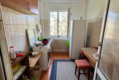 Apartament cu 2 camere semidecomandat în Podu Roș - 4