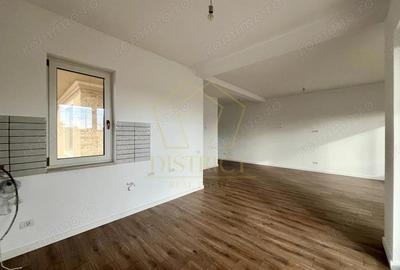 Casă cu 3 camere cu Teren 322 Mp în Moșnița Nouă