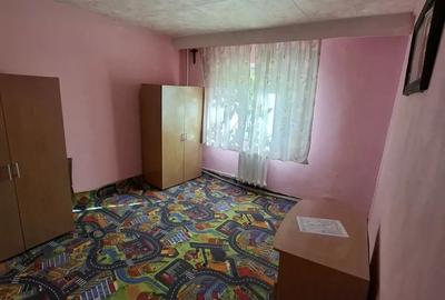 Vand Apartament Cu 2 Camere Decomandat ZONA Ultra Centrala La Parter Pozitie Pe Fata PRET 69000E Vand Apartament Cu 2 Camere Decomandat ZONA Ultra Centrala La Parter Pozitie Pe Fata PRET 69000E - 2